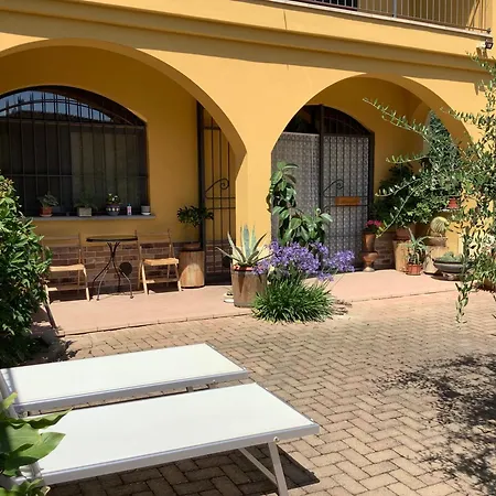 Mari's House Castagnito