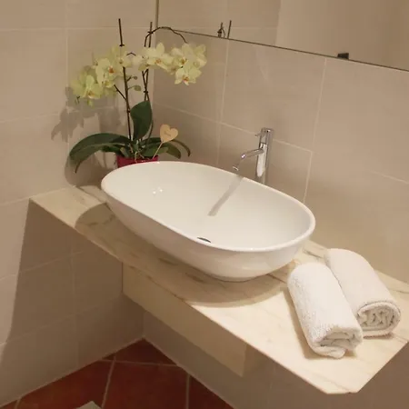 Апартаменты Mari's House Castagnito